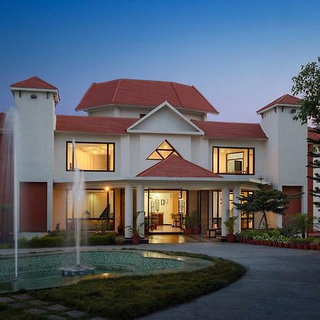 Naturoville Ayurvedic And Yoga Retreat Hotell Rishīkesh Exteriör bild