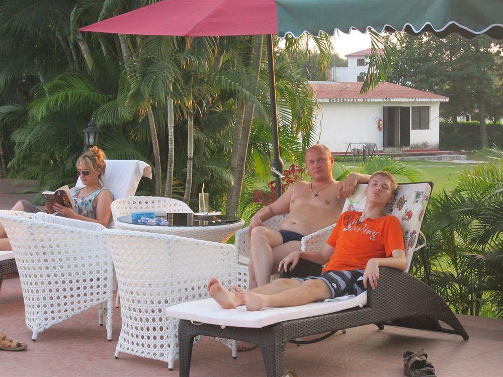 Naturoville Ayurvedic And Yoga Retreat Hotell Rishīkesh Exteriör bild