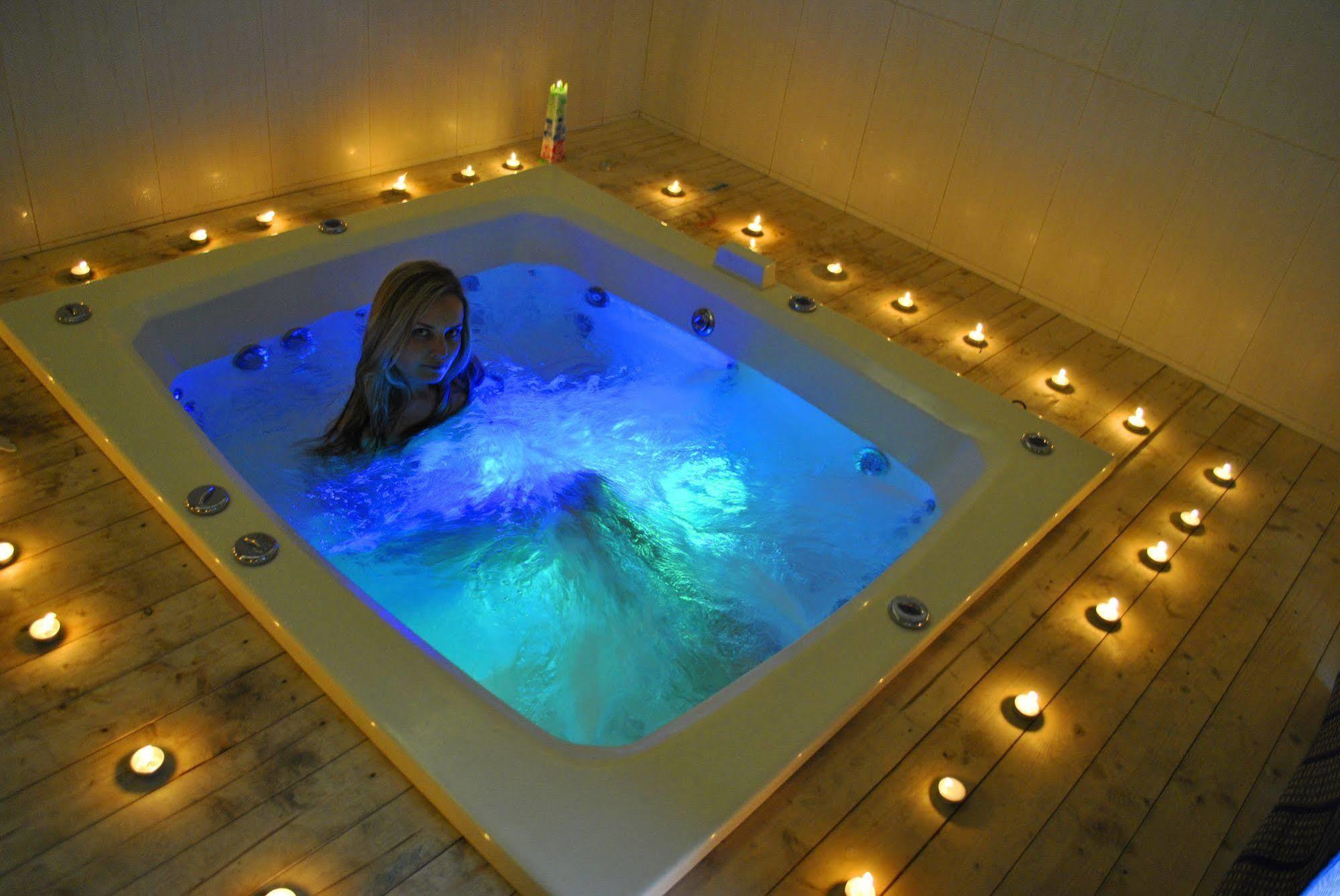 Naturoville Ayurvedic And Yoga Retreat Hotell Rishīkesh Exteriör bild