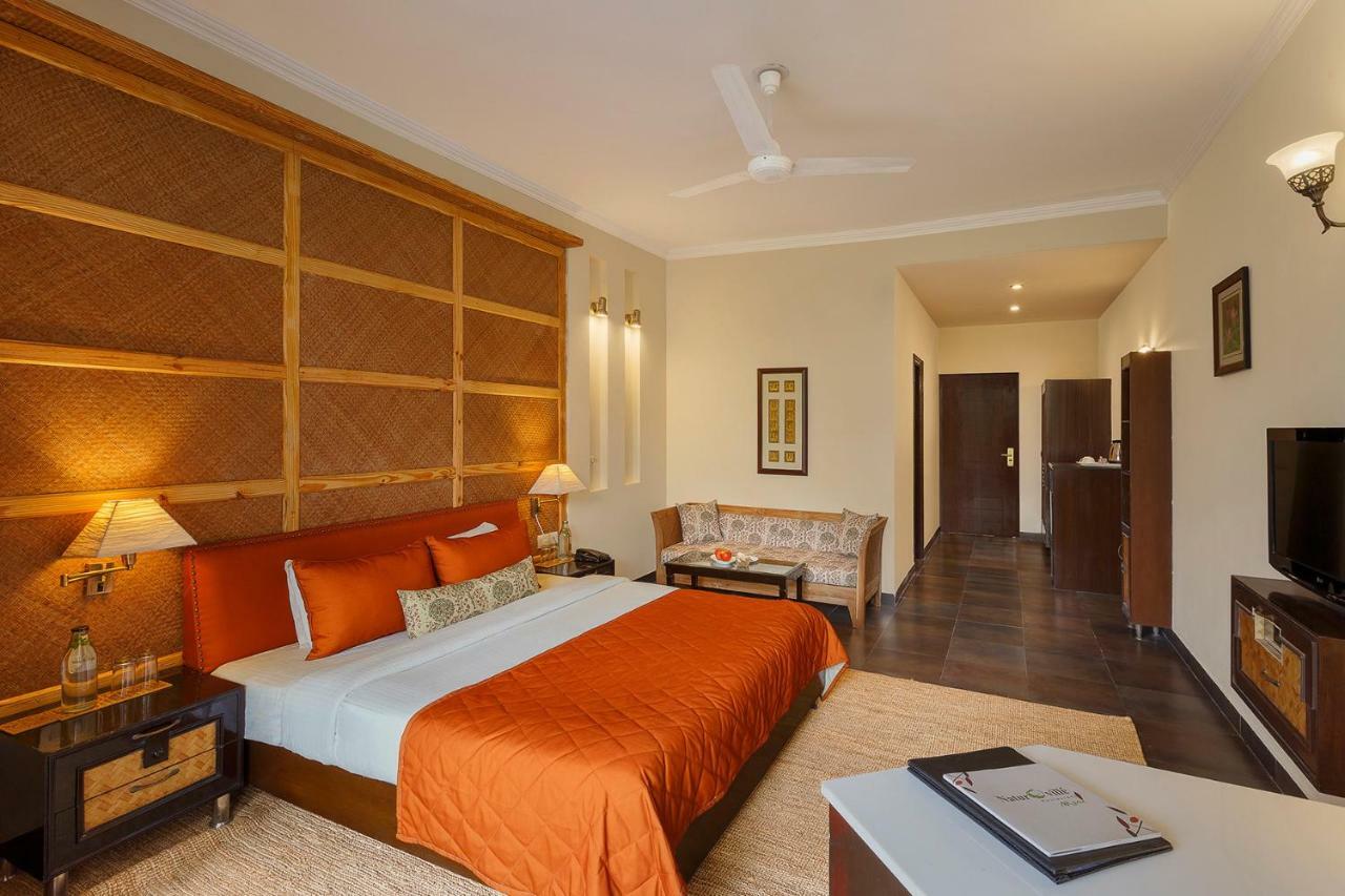 Naturoville Ayurvedic And Yoga Retreat Hotell Rishīkesh Exteriör bild